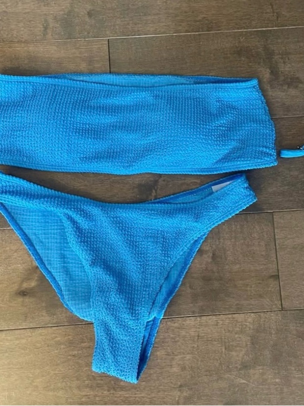 New Blue Women's Textured Bikini Set - Strapless Top & Cheeky Bottom - medium
